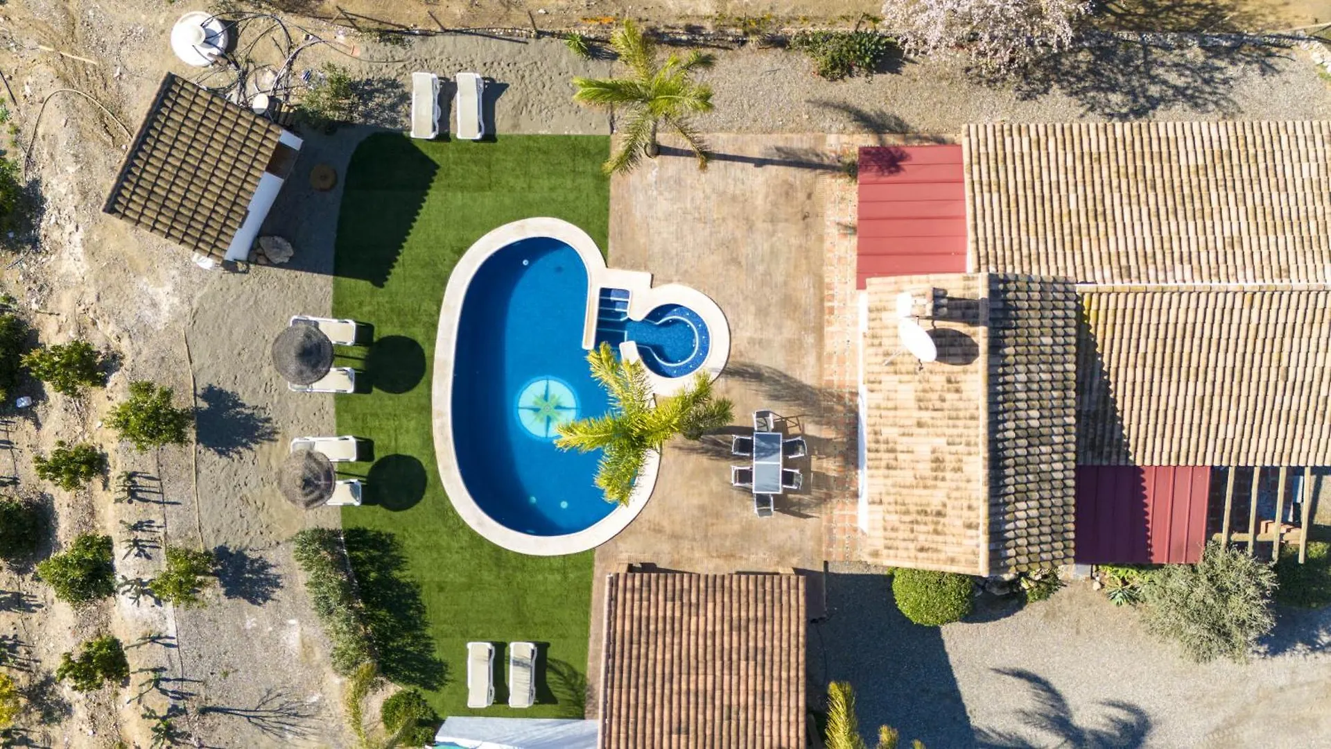 Finca El Cerro - Piscina Y Jacuzzi Málaga