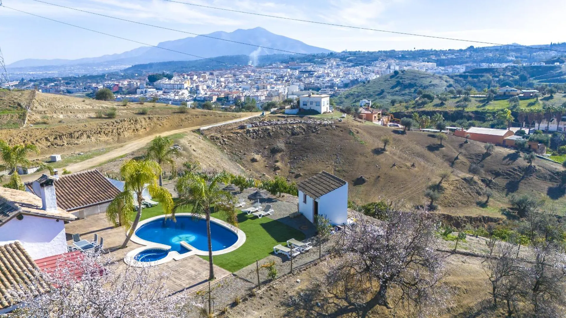 Chalet Finca El Cerro - Piscina Y Jacuzzi Málaga